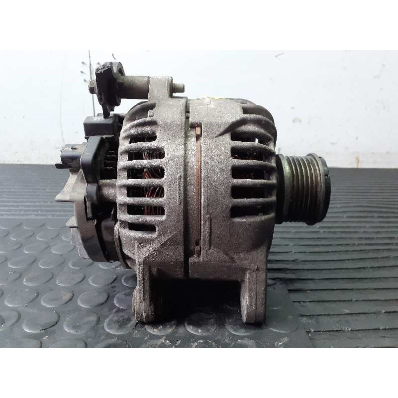 Recambio de alternador para nissan nv 200 (m20) kasten comfort referencia OEM IAM 2310000Q2J 0124525140 P3-B5-8-3