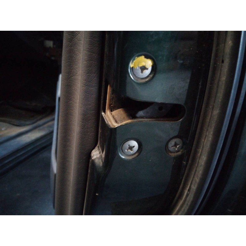 Recambio de cerradura puerta delantera derecha para nissan terrano/terrano.ii (r20) s (3-ptas.) referencia OEM IAM   