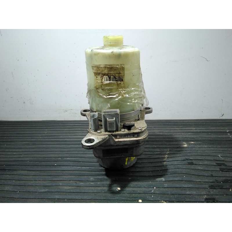 Recambio de bomba direccion para ford focus berlina (cap) referencia OEM IAM 4M513K514D4 32192184 P3-B4-13-1