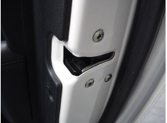 CERRADURA PUERTA TRASERA DERECHA 