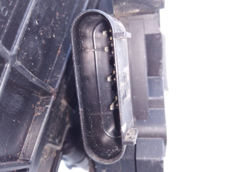 Recambio de cerradura puerta trasera derecha para ford fiesta (ccn) trend referencia OEM IAM AM5AR26412AE  E3-B3-49-2