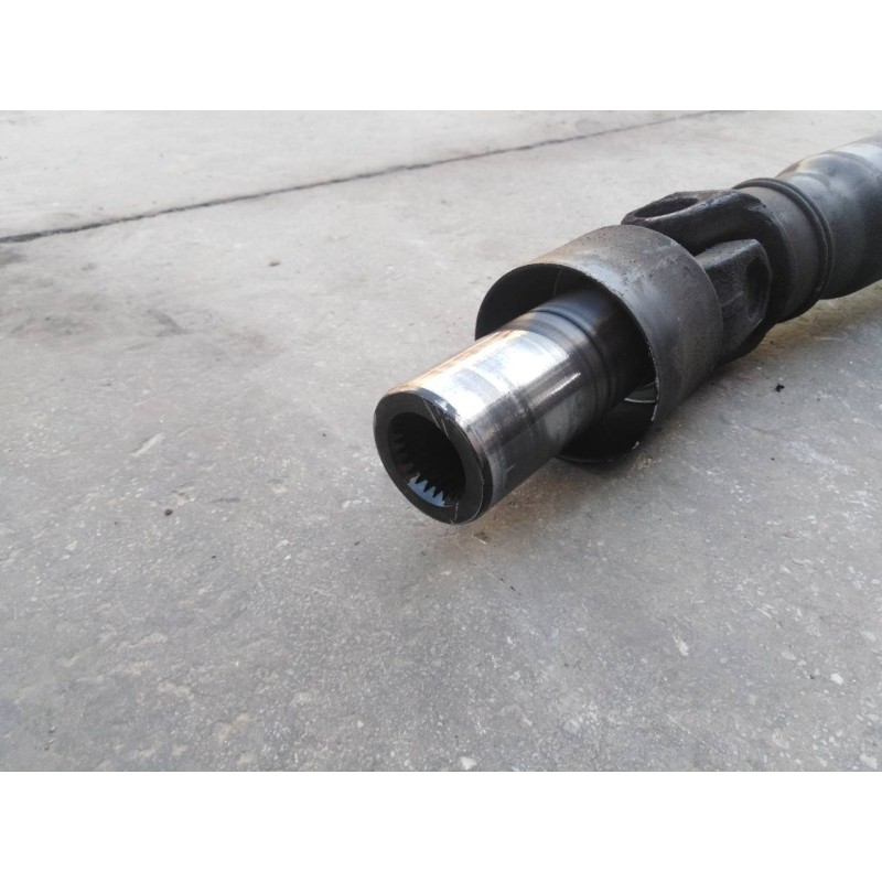 Recambio de transmision central para mitsubishi outlander (cw0) kaiteki 4wd referencia OEM IAM 022808L15  P1-A1-22