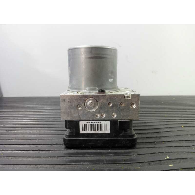 Recambio de abs para kia sportage line 2wd referencia OEM IAM 58920F1110 MF4D3L01979F P3-A8-28-3