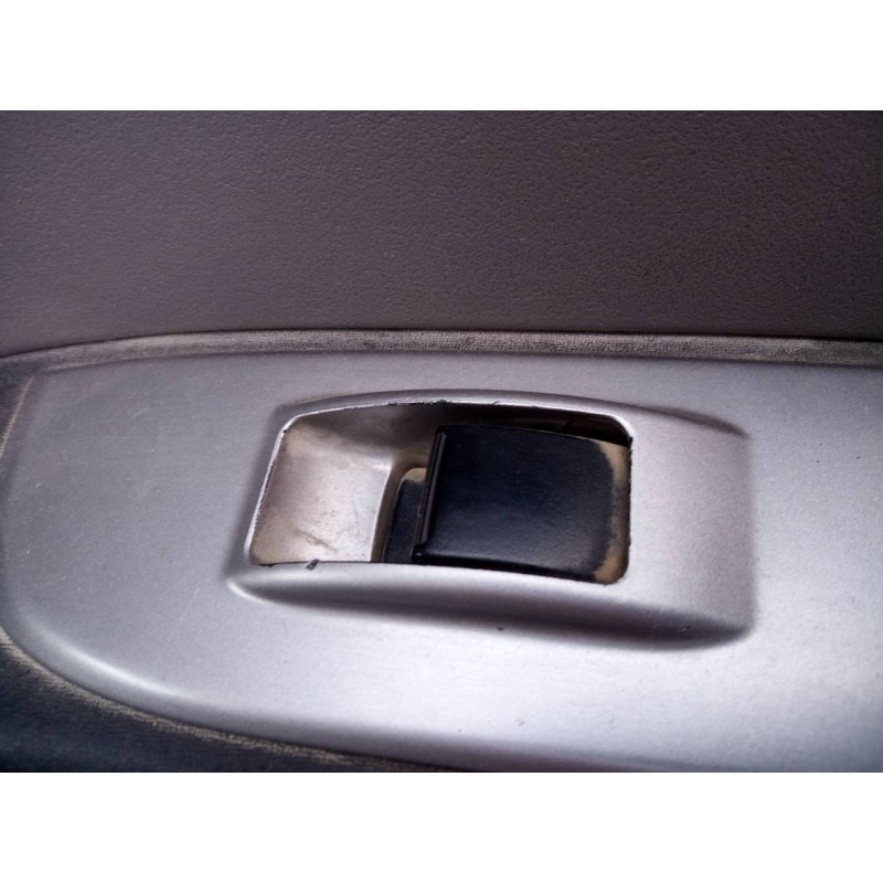 Recambio de mando elevalunas trasero derecho para mitsubishi l 200 (ka0/kb0) cabina doble intense 4x4 referencia OEM IAM   