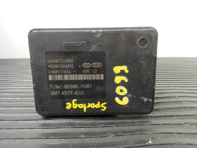 Recambio de abs para kia sportage line 2wd referencia OEM IAM 58920F1110 MF4D3L01979F P3-A8-28-3