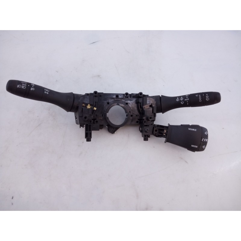 Recambio de mando intermitentes para dacia sandero iii referencia OEM IAM 255670975R  E2-A1-40-7