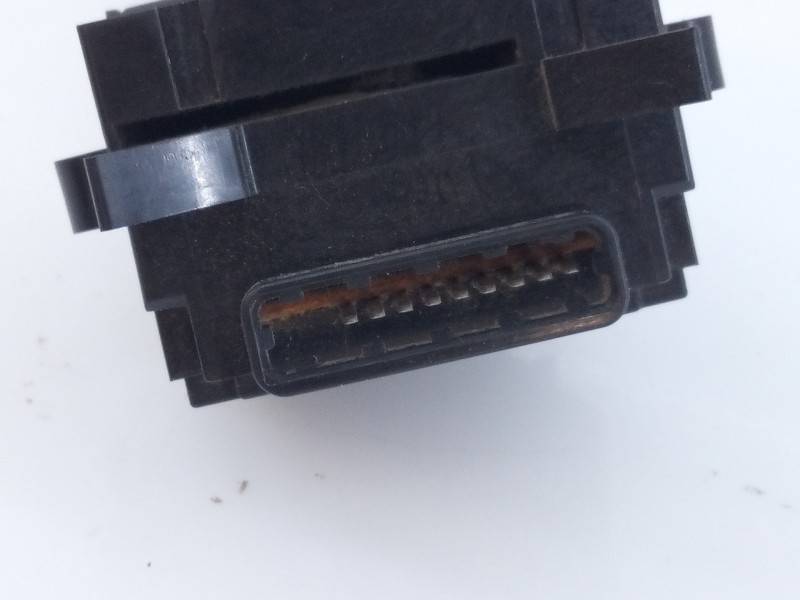 Recambio de mando limpia para mitsubishi l 200 (ka0/kb0) cabina doble intense 4x4 referencia OEM IAM E532016  E3-A2-19-4