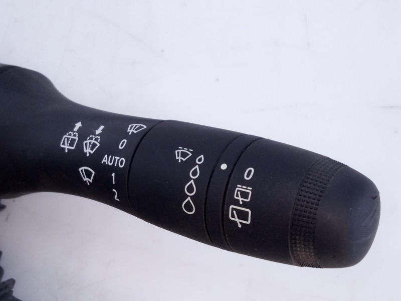 Recambio de mando intermitentes para dacia sandero iii referencia OEM IAM 255670975R  E2-A1-40-7