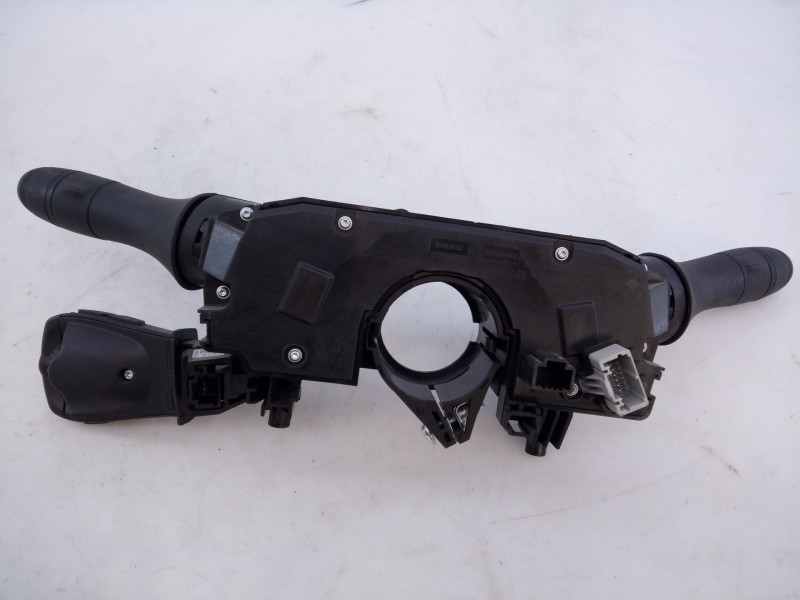 Recambio de mando intermitentes para dacia sandero iii referencia OEM IAM 255670975R  E2-A1-40-7