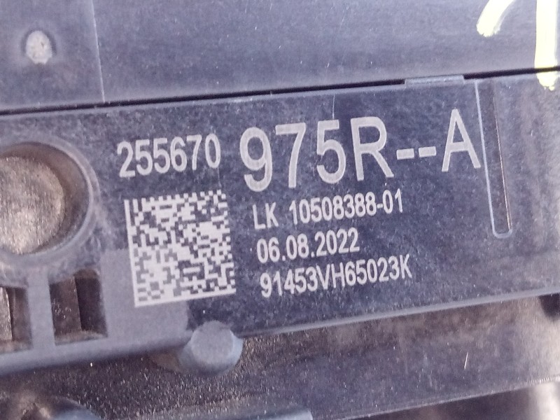 Recambio de mando intermitentes para dacia sandero iii referencia OEM IAM 255670975R  E2-A1-40-7