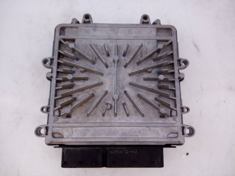 Recambio de centralita motor uce para volvo v60 kombi kinetic referencia OEM IAM 31336983 0281018414 E3-B5-45-4