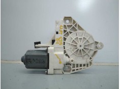 MOTOR ELEVALUNAS DELANTERO DERECHO 8K0959812 E1-A5-56-1