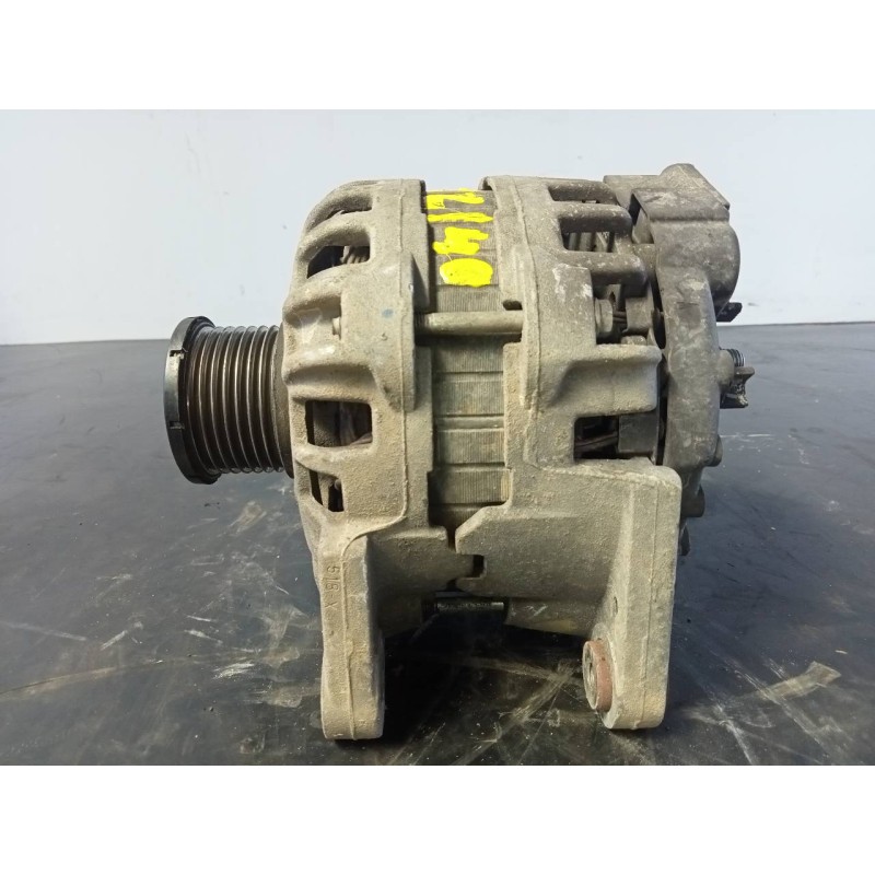 Recambio de alternador para dacia sandero stepway referencia OEM IAM 231005079R  P3-B4-17-5
