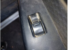 MANDO ELEVALUNAS DELANTERO DERECHO 