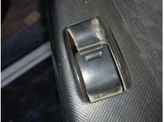 MANDO ELEVALUNAS TRASERO DERECHO 