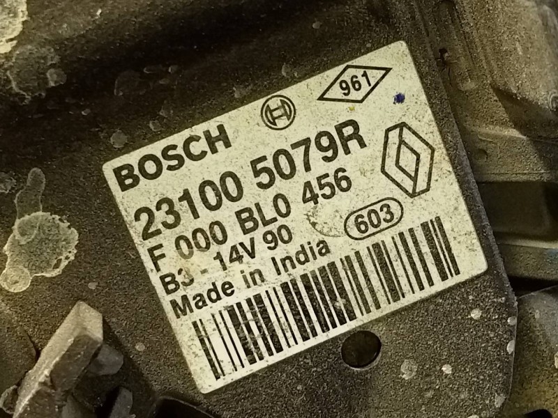 Recambio de alternador para dacia sandero stepway referencia OEM IAM 231005079R  P3-B4-17-5