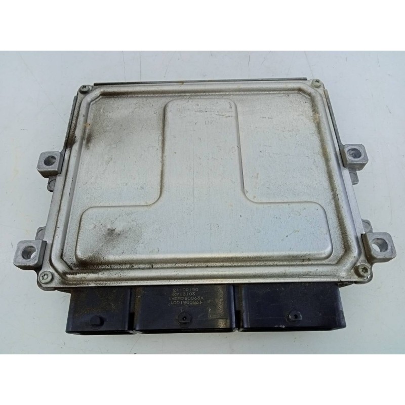 Recambio de centralita motor uce para dacia sandero stepway referencia OEM IAM 237103008R 237102806R E2-A1-40-2