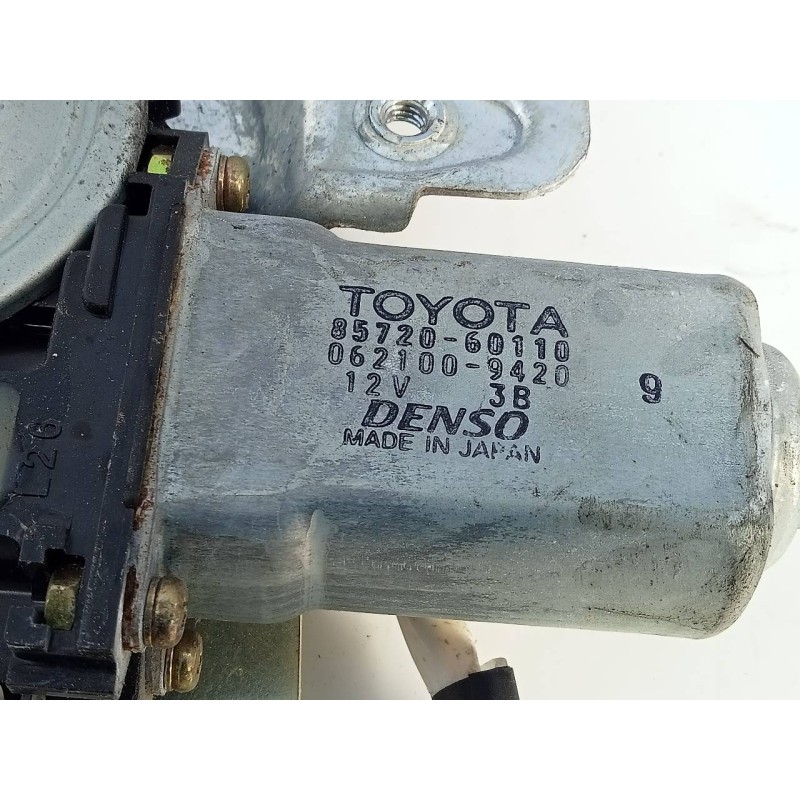 Recambio de elevalunas trasero derecho para toyota land cruiser (j10) td vx referencia OEM IAM 8572060110 0621009420 E2-B4-53-1