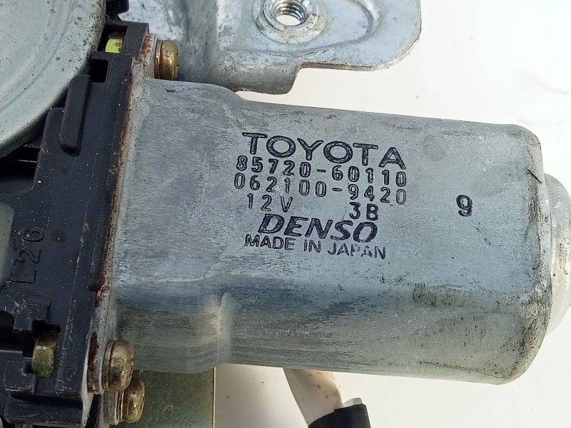 Recambio de elevalunas trasero derecho para toyota land cruiser (j10) td vx referencia OEM IAM 8572060110 0621009420 E2-B4-53-1