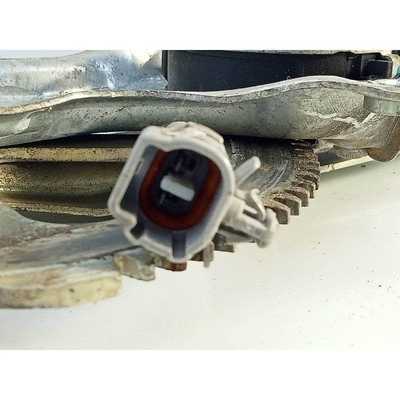 Recambio de elevalunas trasero derecho para toyota land cruiser (j10) td vx referencia OEM IAM 8572060110 0621009420 E2-B4-53-1