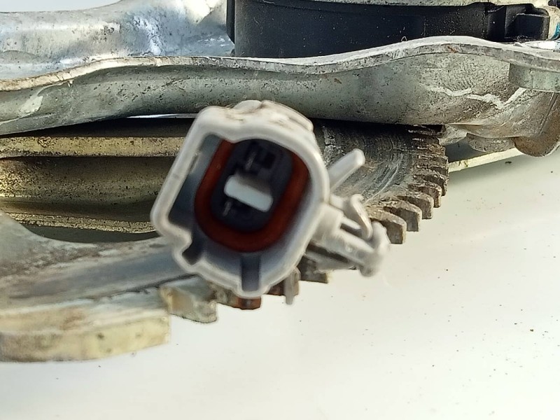 Recambio de elevalunas trasero derecho para toyota land cruiser (j10) td vx referencia OEM IAM 8572060110 0621009420 E2-B4-53-1