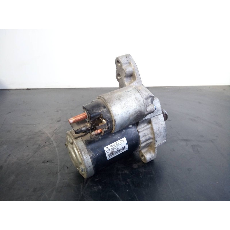 Recambio de motor arranque para dacia sandero stepway referencia OEM IAM 233000779R  P3-B8-12-2