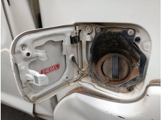 Recambio de tapa exterior combustible para toyota hilux (kun) double cab sol referencia OEM IAM    2