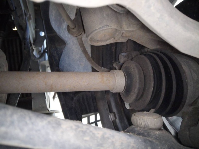 Recambio de transmision delantera derecha para dacia sandero stepway referencia OEM IAM 391007857R  