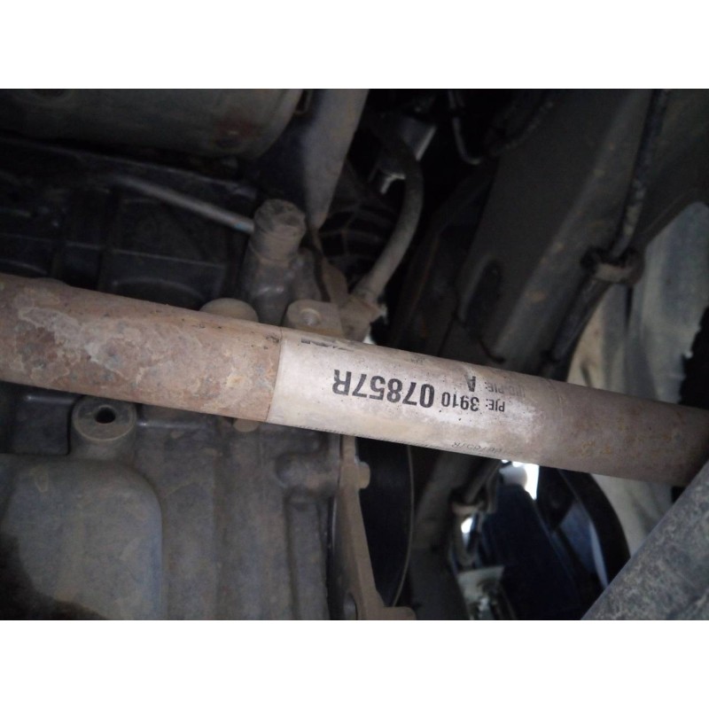 Recambio de transmision delantera derecha para dacia sandero stepway referencia OEM IAM 391007857R  