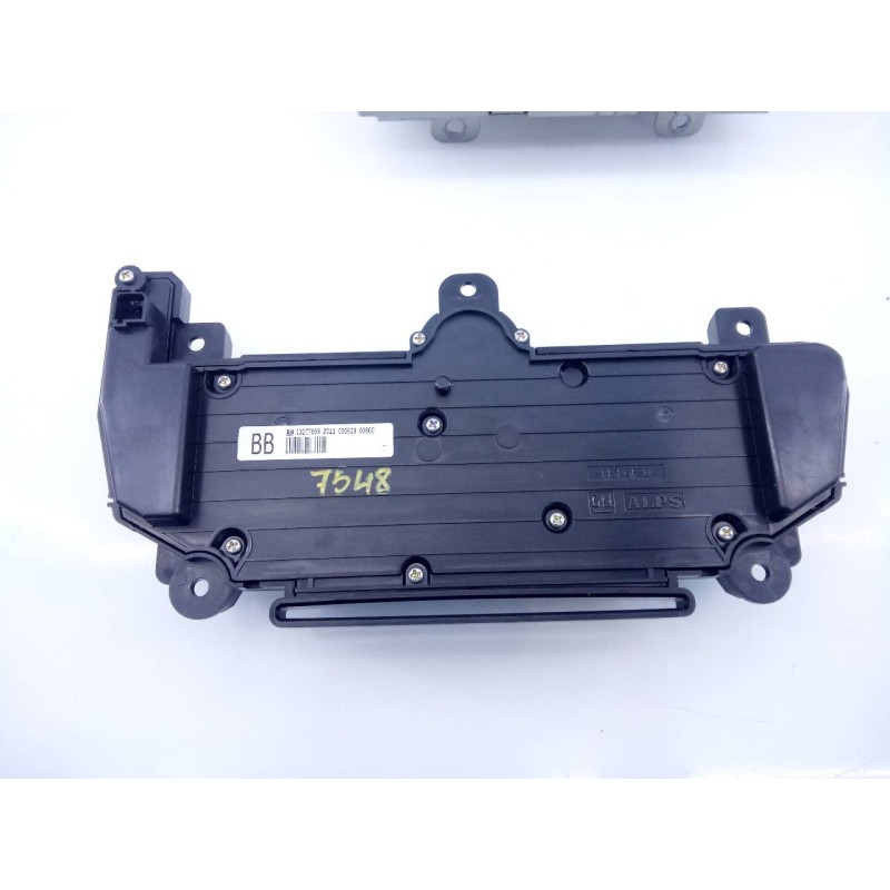 Recambio de sistema audio / radio cd para opel insignia berlina cosmo referencia OEM IAM 13277909 13317120 