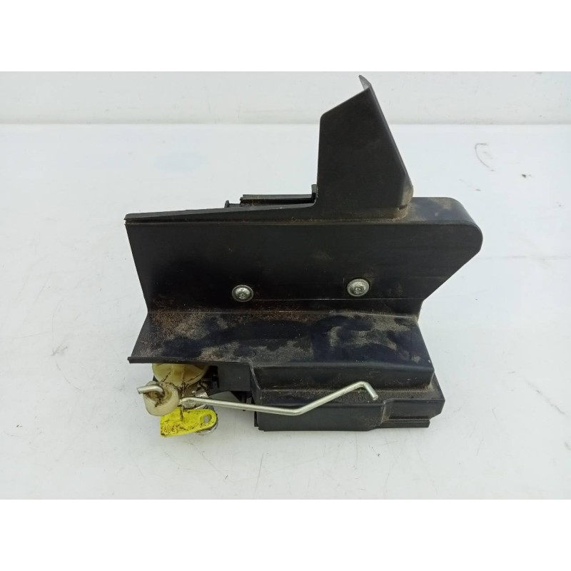 Recambio de cerradura puerta delantera izquierda para dacia sandero stepway referencia OEM IAM   E1-A1-44-2