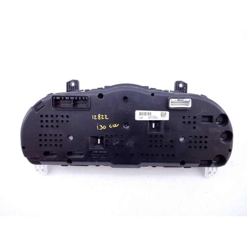 Recambio de cuadro instrumentos para hyundai i30 cw cw go referencia OEM IAM 940232R275  E3-A3-39-2