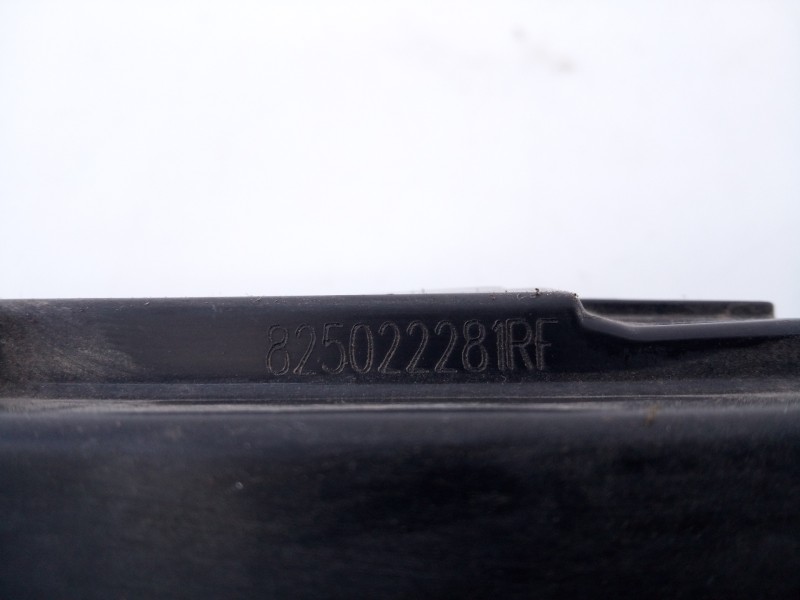 Recambio de cerradura puerta trasera derecha para dacia sandero stepway referencia OEM IAM 825022281RF  E1-A1-35-2