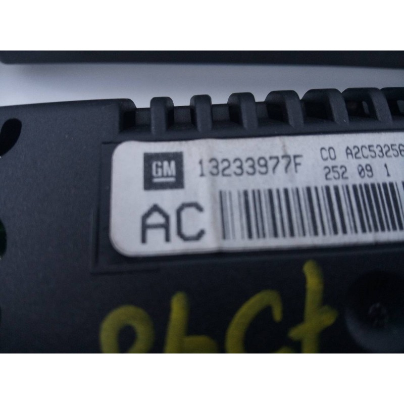 Recambio de sistema audio / radio cd para opel insignia berlina cosmo referencia OEM IAM 13277909 13317120 