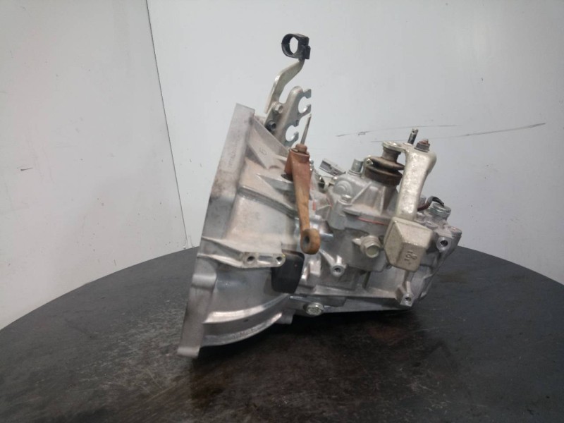Recambio de caja cambios para toyota yaris city referencia OEM IAM 20TT063163489  M1-A3-158