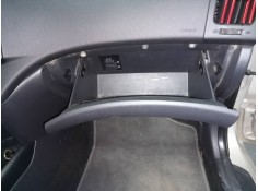 Recambio de guantera para hyundai i30 cw cw go referencia OEM IAM    2