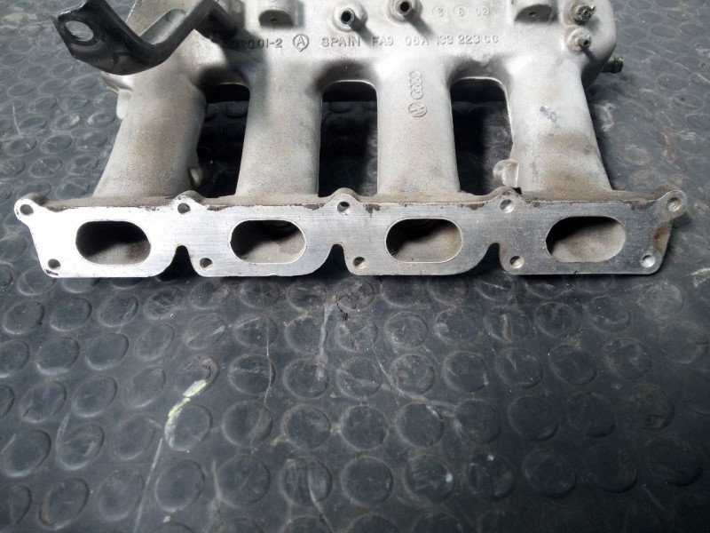 Recambio de colector admision para seat leon (1m1) sport referencia OEM IAM 06A133223CC  P1-A2-12