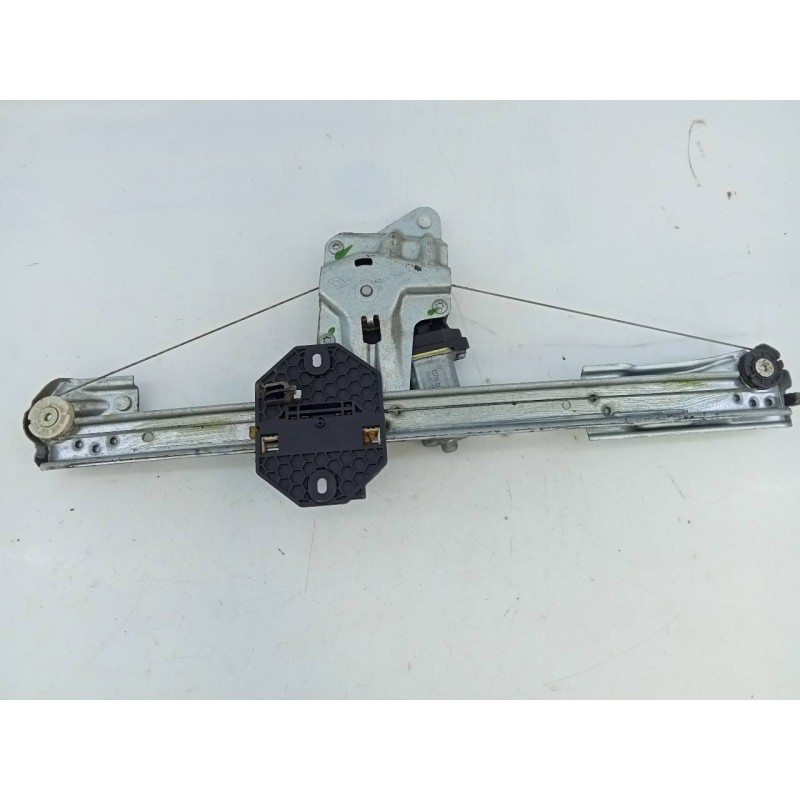 Recambio de elevalunas delantero izquierdo para dacia sandero stepway referencia OEM IAM 807213282R  E1-A1-48-1