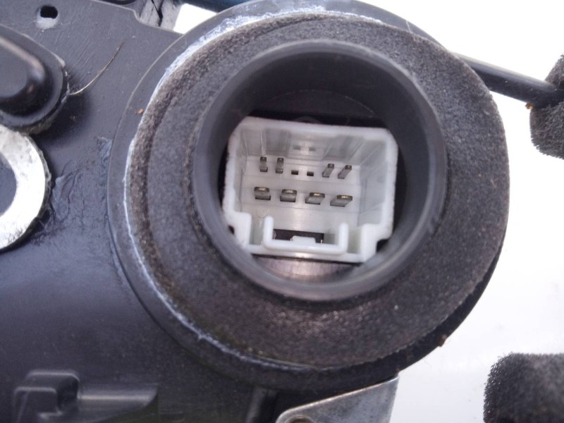 Recambio de cerradura puerta trasera derecha para lexus rx 300(mcu35) president referencia OEM IAM 6905033111  E2-B4-3-2