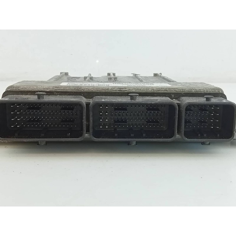 Recambio de centralita motor uce para dacia lodgy ambiance referencia OEM IAM 237104145R  E2-A1-13-3