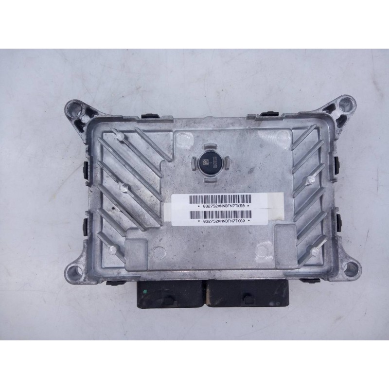 Recambio de centralita motor uce para dr dr5 5.0 suv referencia OEM IAM F01R00DC2B 3605012CA E3-A3-28-4