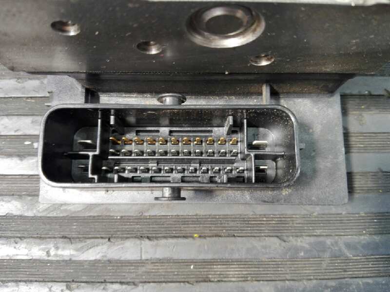 Recambio de abs para citroën c5 berlina premier referencia OEM IAM 09062583622 0265230733 P3-A8-29-3