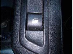 MANDO ELEVALUNAS TRASERO DERECHO 