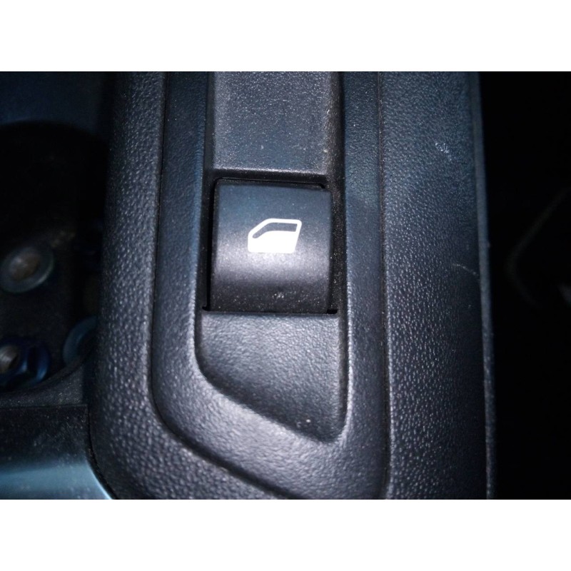 Recambio de mando elevalunas trasero derecho para citroën c-elysée exclusive referencia OEM IAM   