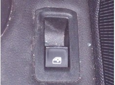 MANDO ELEVALUNAS TRASERO DERECHO 