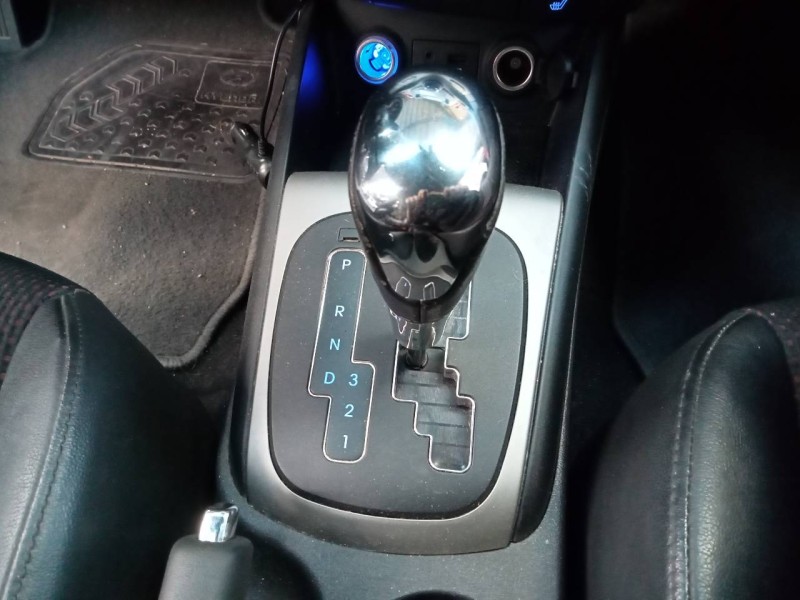 Recambio de palanca cambio para hyundai i30 cw cw go referencia OEM IAM   