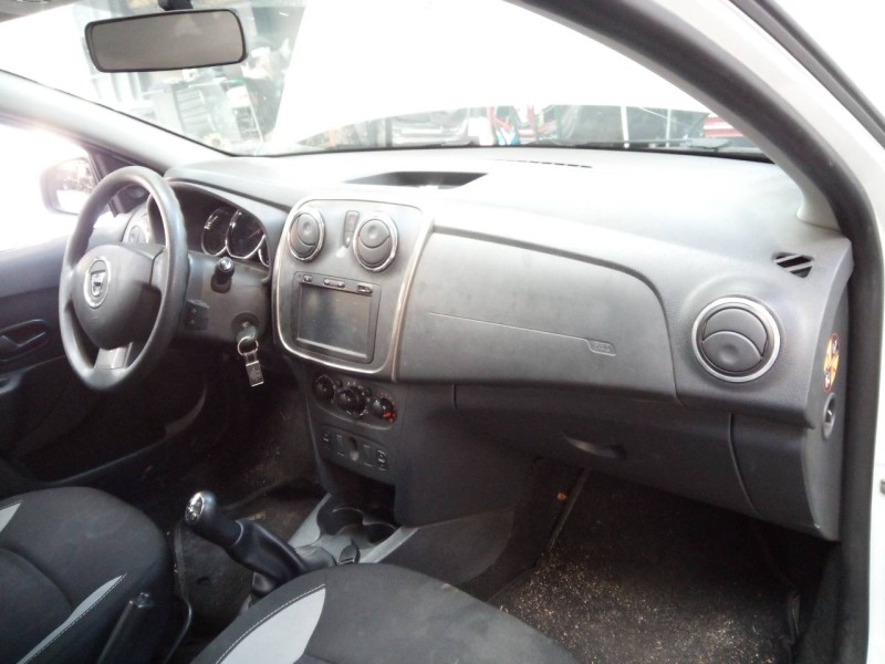 Recambio de salpicadero para dacia sandero stepway referencia OEM IAM   