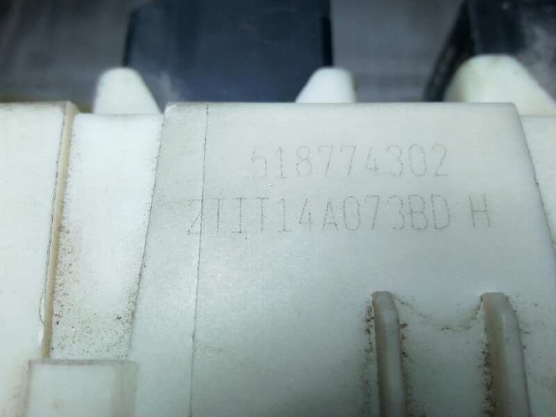 Recambio de caja reles / fusibles para ford tourneo connect (tc7) referencia OEM IAM 2T1T14A073BD  E3-B3-23-4