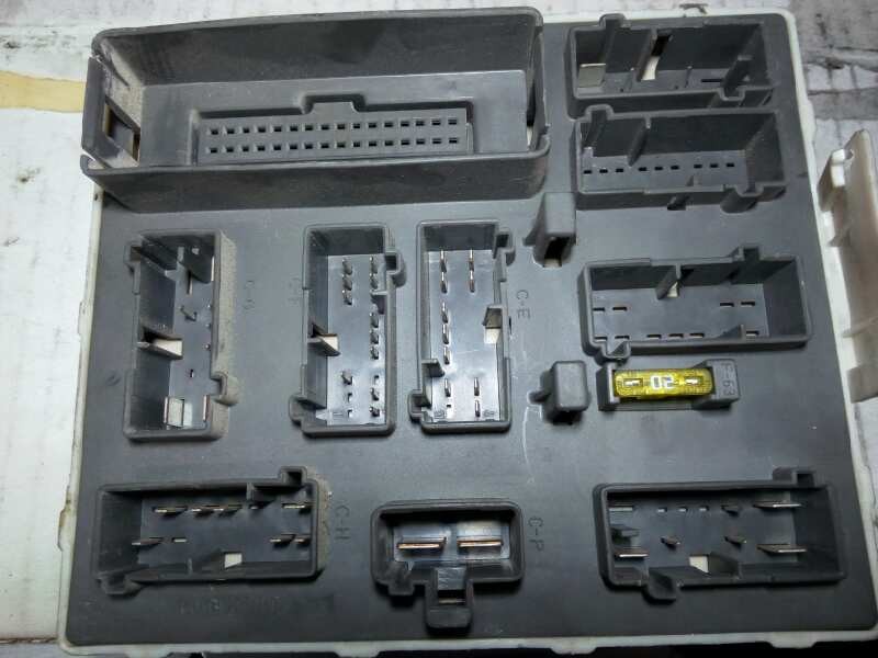 Recambio de caja reles / fusibles para ford tourneo connect (tc7) referencia OEM IAM 2T1T14A073BD  E3-B3-23-4