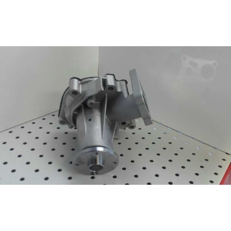 Recambio de bomba agua para nissan patrol gr (y61) referencia OEM IAM PQ526 NUEVO T1-1-B5-4